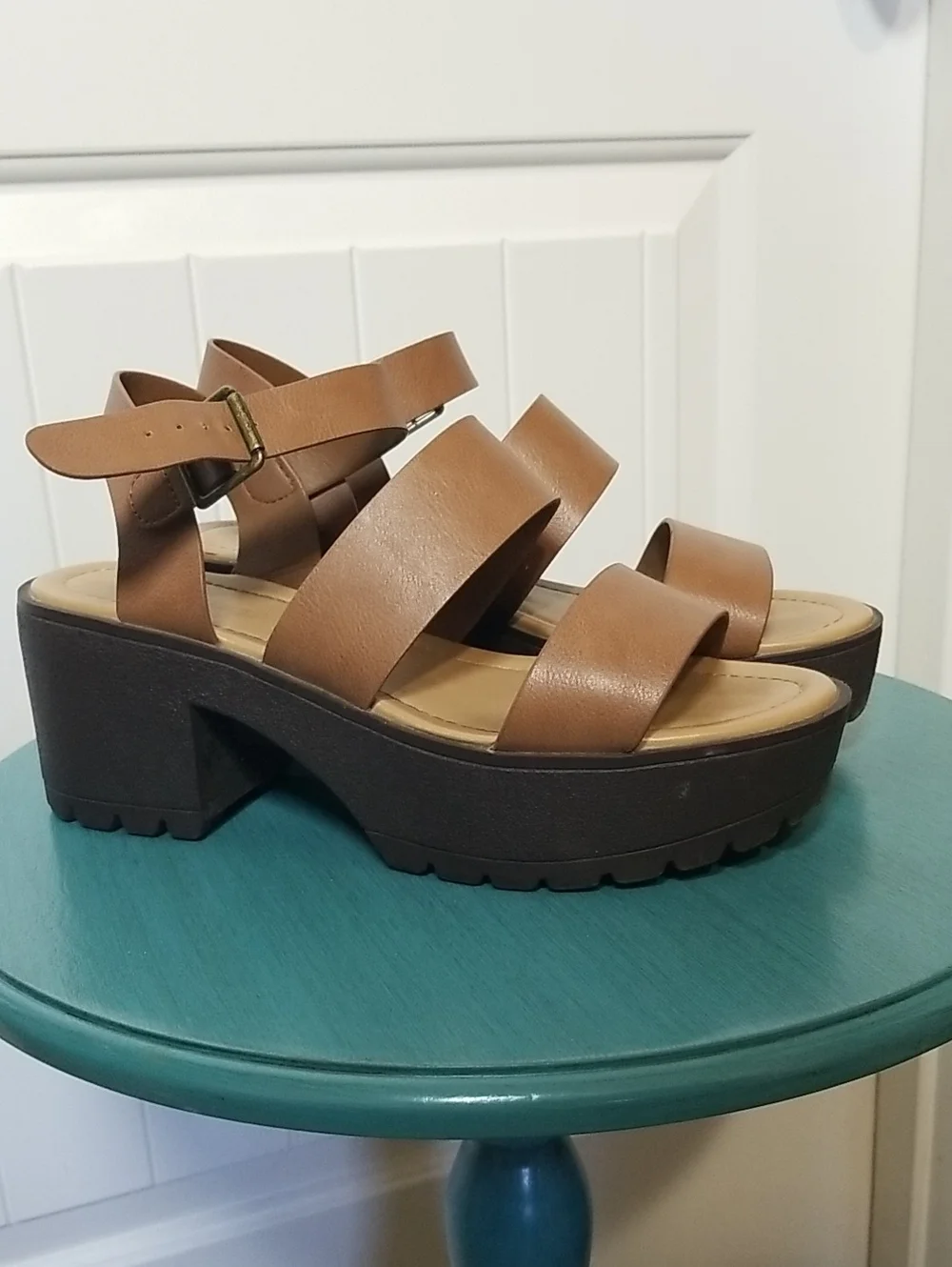 Soda Size 8 Platform Chunky Heel Sandals